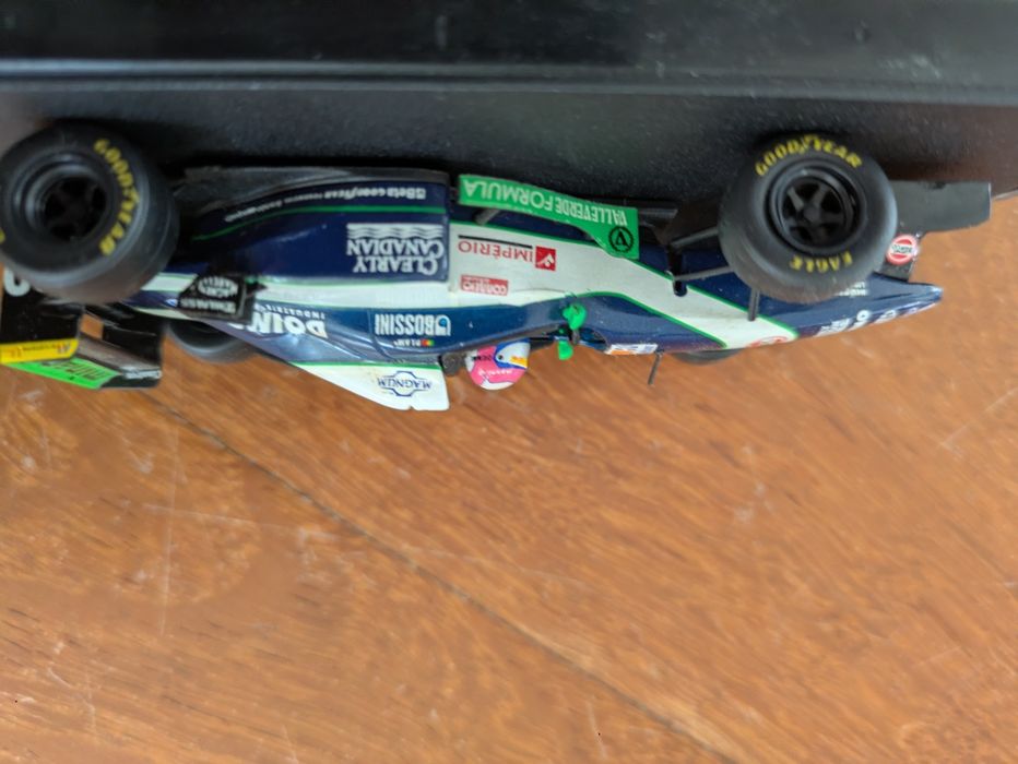 Miniatura F1 Minardi M193 (1993) #20 - Onyx 1/43 (Com Caixa)