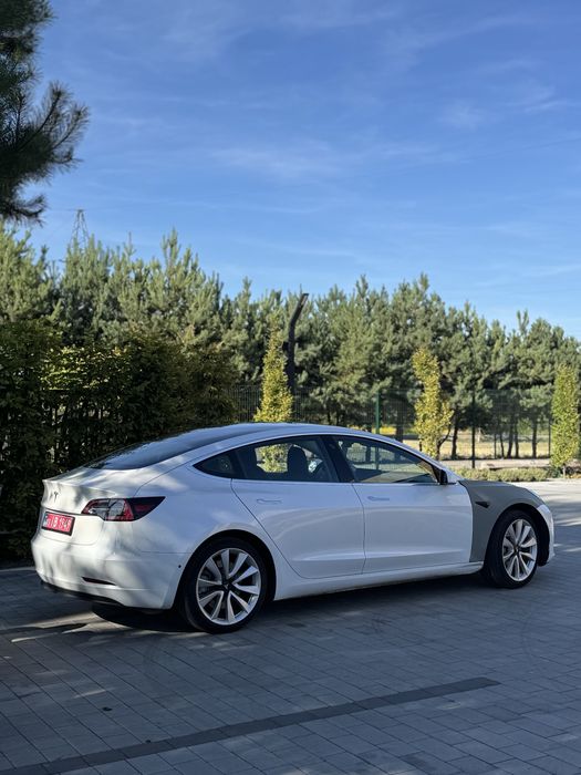 Tesla 3 2019 60kw