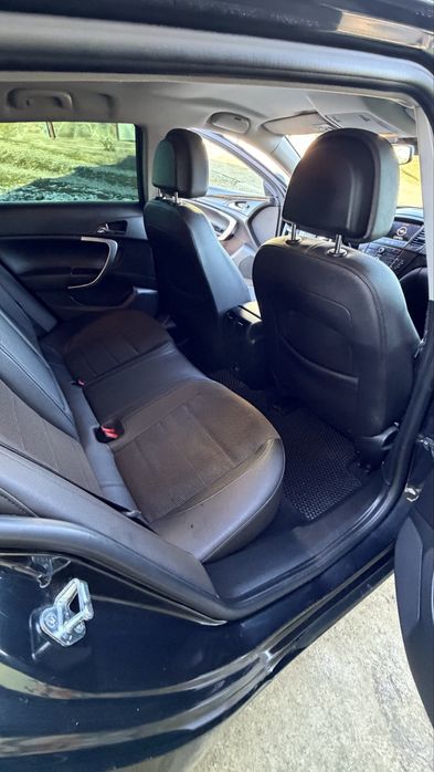 Opel Insigniya 2011р 2.0 Дизель Автомат