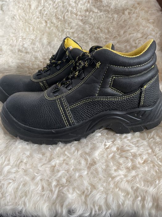 Ботинки мужские