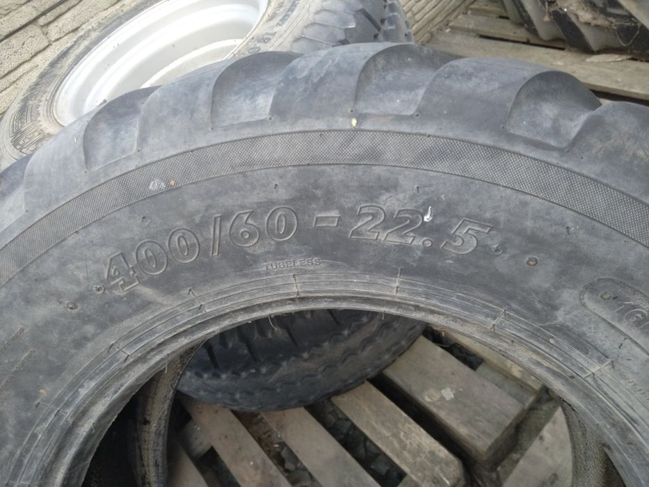 Opona 400/60 r22.5 BKT ładny stan