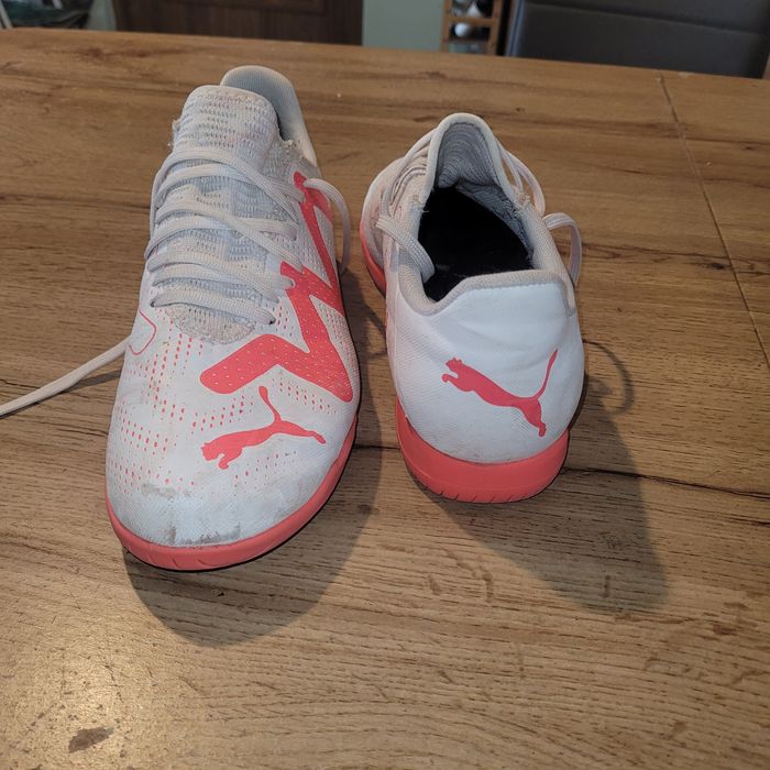 Buty sportowe halówki PUMA roz 38