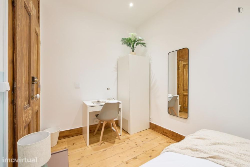 Quarto - localizado em Avenida da Liberdade Lisbon