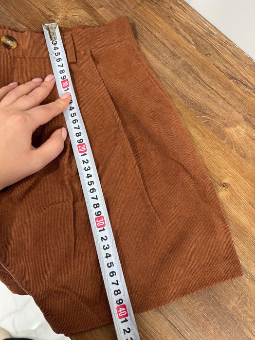 Шоколадні  шорти в розмірі М