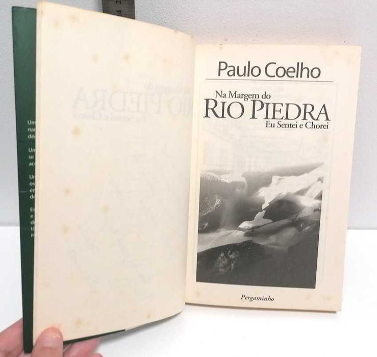 Na Margem do Rio Piedra Eu Sentei e Chorei, de Paulo Coelho