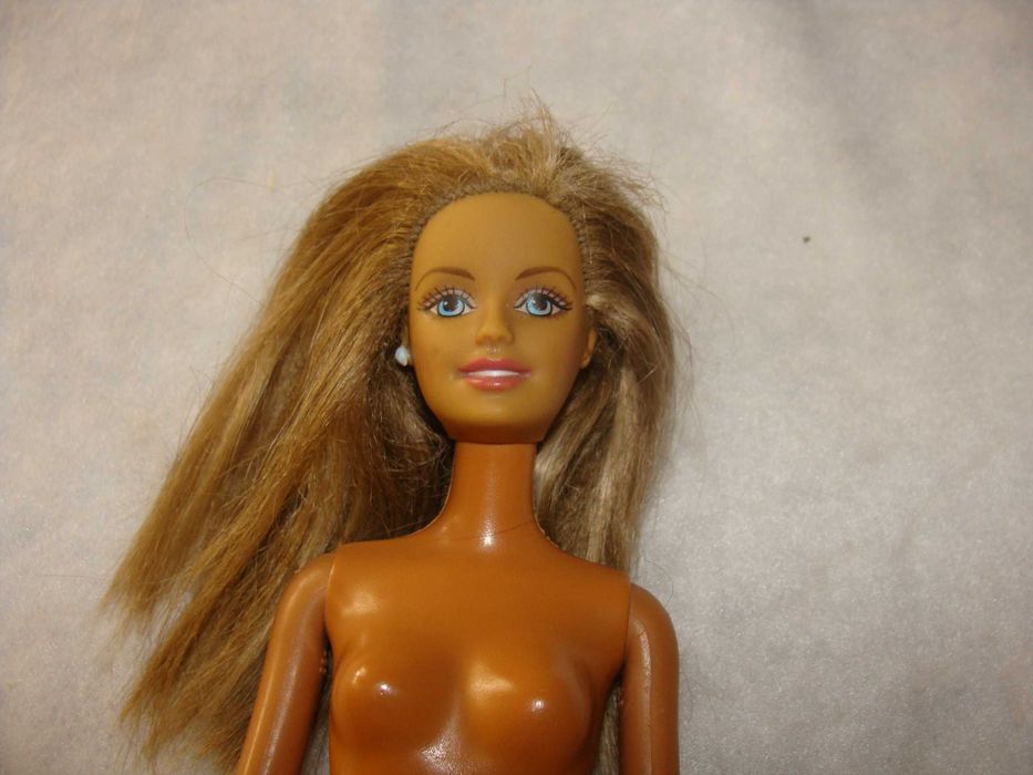 Barbie Cali Girl (Ref. G8663)
