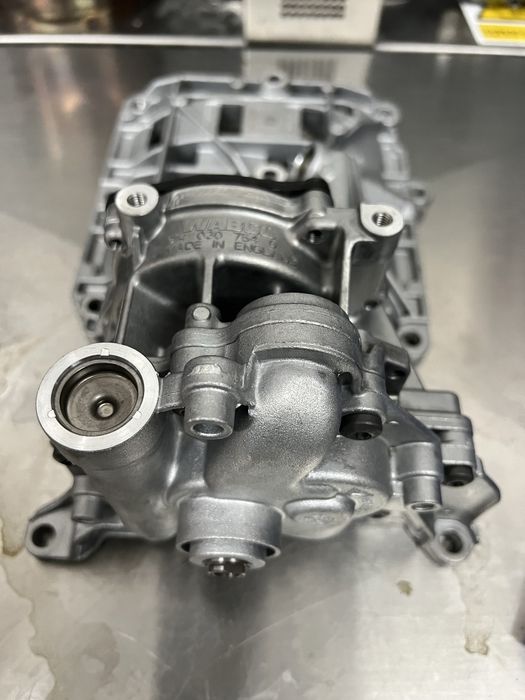 BOMBA DE OLEO BMW N47 123D