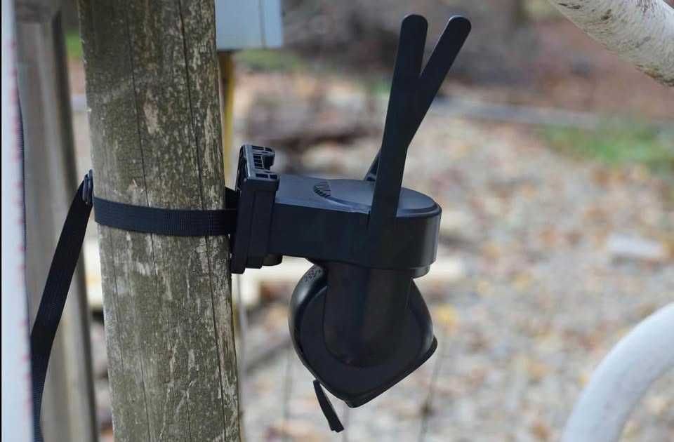 Câmera giratória Wi-Fi + Painel solar