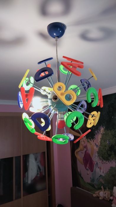 2 Candeeiros para quarto infantil