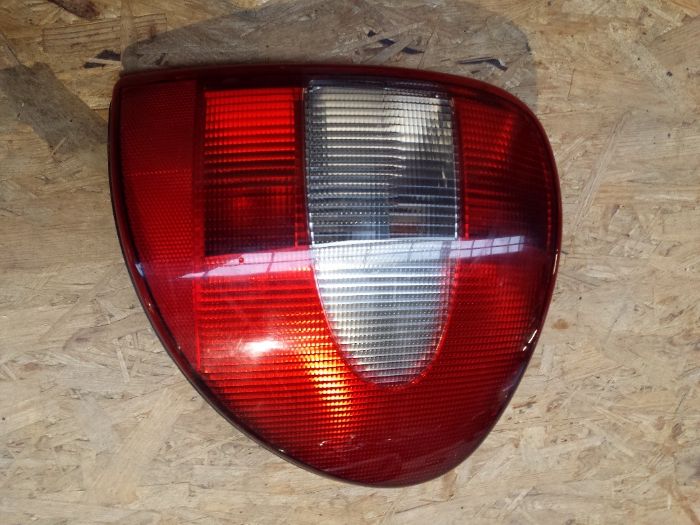 Lampa/ reflektor tylny lewy prawy Chrysler Voyager