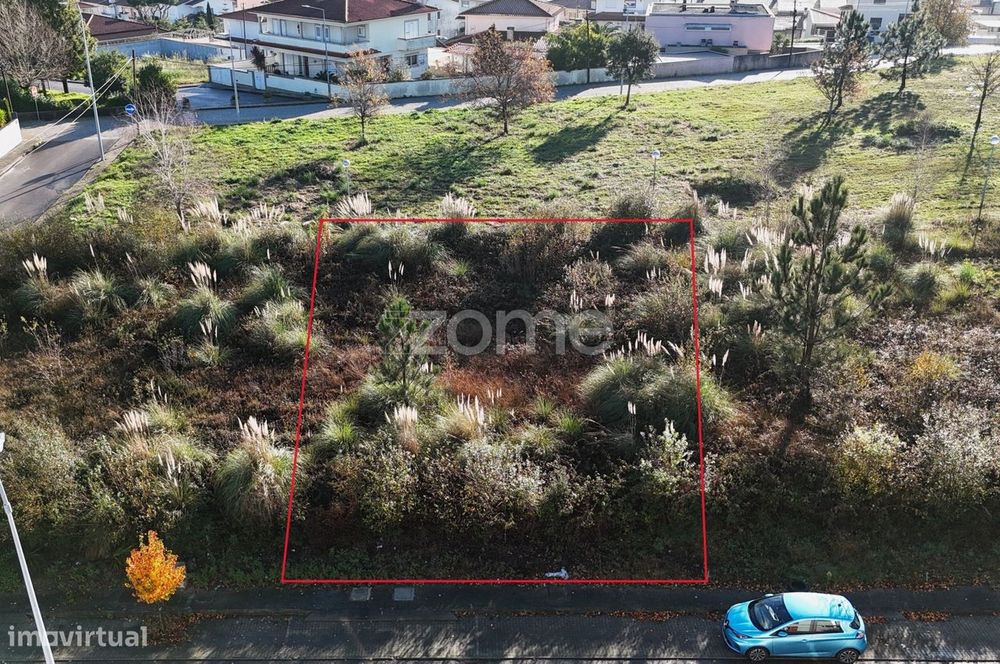 Lote de terreno para construção em Ribeirão, Vila Nova de Famalicão...