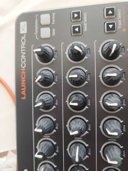 Novation Launch Control XL (como novo)