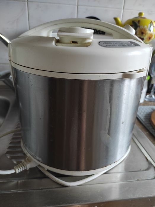 Мультиварка Delfa DMC-10