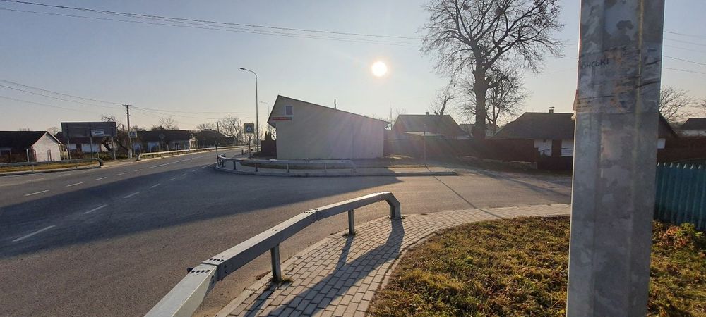 Комерційне приміщення магазину (кафе) с. Колодруби