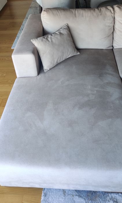 Sofá sala beije com chaise-longue