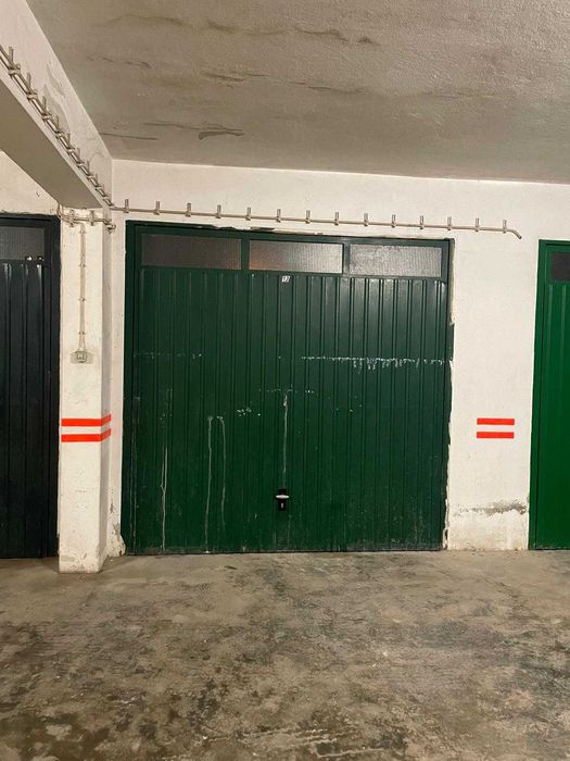 Vendo garagem fechada (BOX)