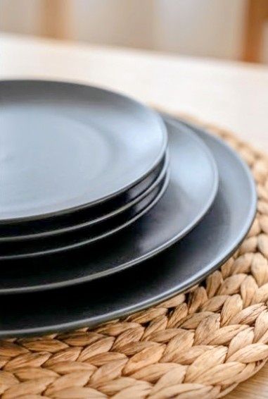 Serviço de loiça H&M preto mate