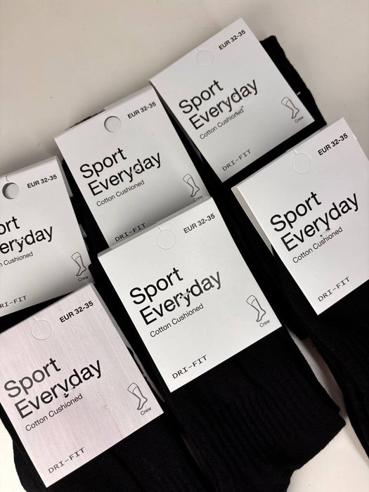 Nike dziecięce Skarpety Czarne 32-35(6 par) Dri-Fit