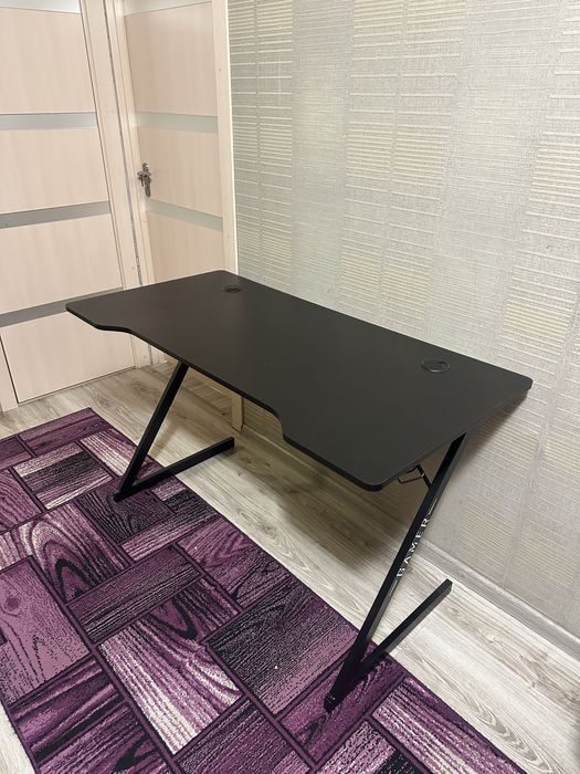 Стол компютерный геймерский