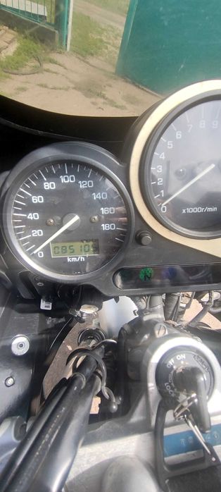 Продажам Yamaha FZ 400