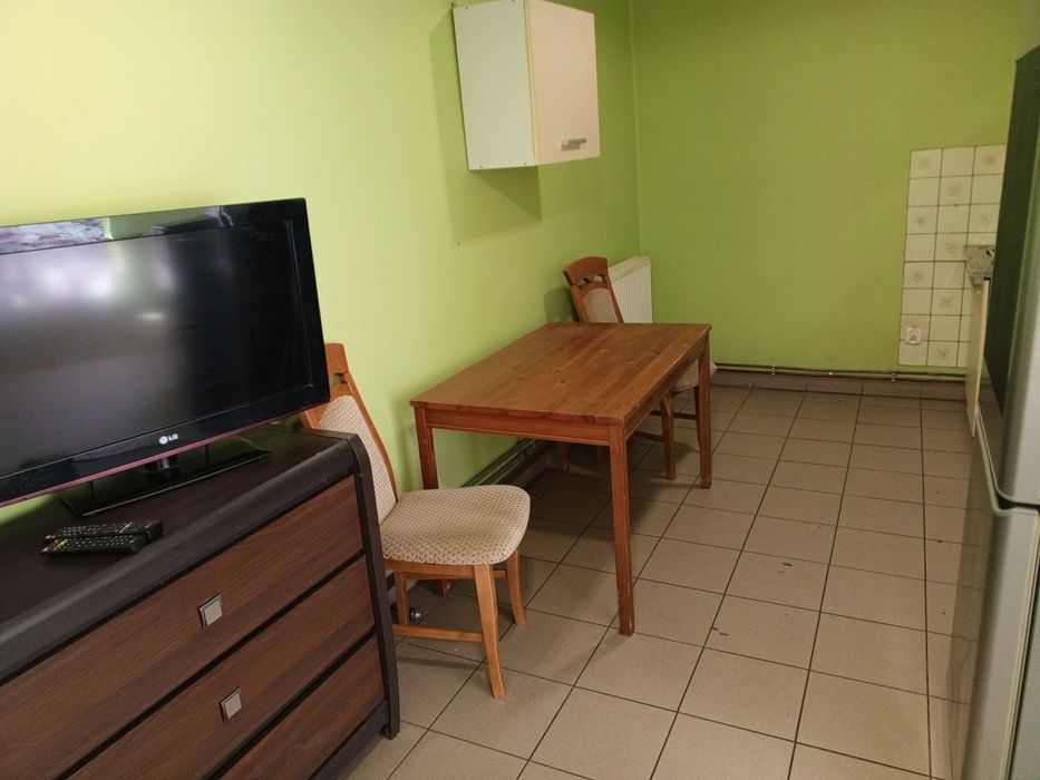 Kawalerka 35 m w centrum Żnina 1200 zł