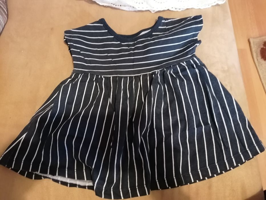 Sukienki letnie 74cm