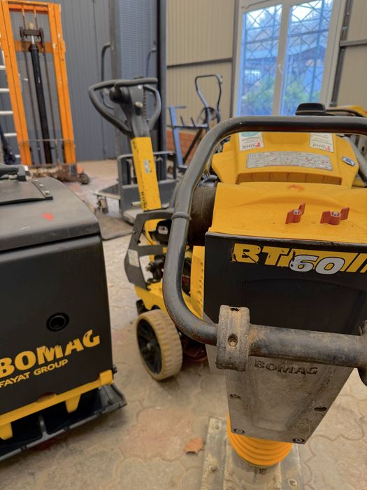 Продам вибротрамбовку, виброногу, трамбовку Bomag, Wacker, Honda