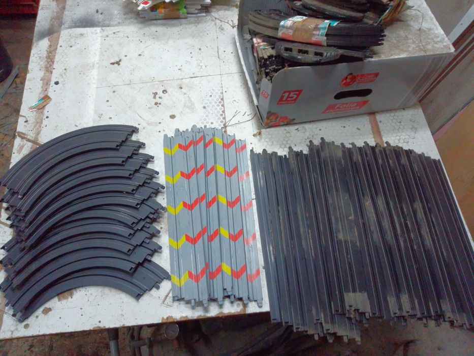 Scalextric / Hornby vintage – system kolekcjonerski Tory samochodowe