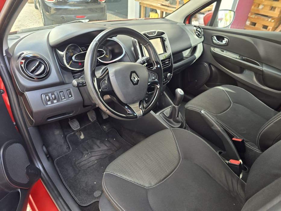 Renault 4 — fotografia 4