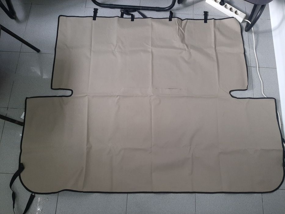 Capa/Resguardo Protector de animais p/ bancos traseiros/porta bagagem