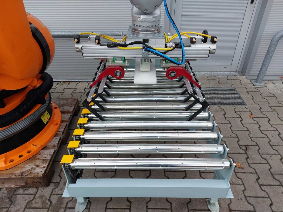Paletyzator Paletyzer Zrobotyzowana paletyzacja worków kartonów KUKA