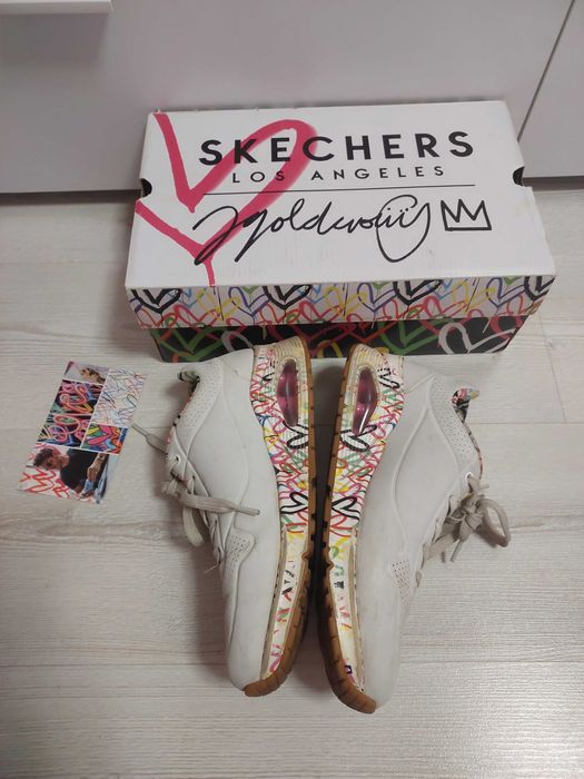 Кросовкі-снікерси skechers!!!