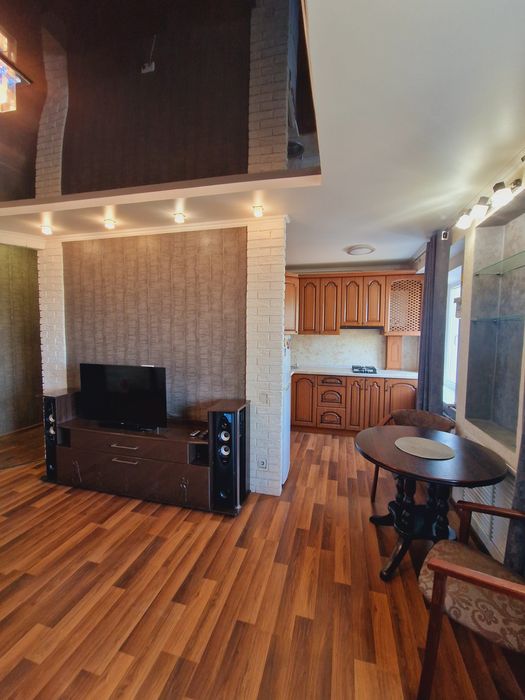 Продаж 1к в центрі соцміста!