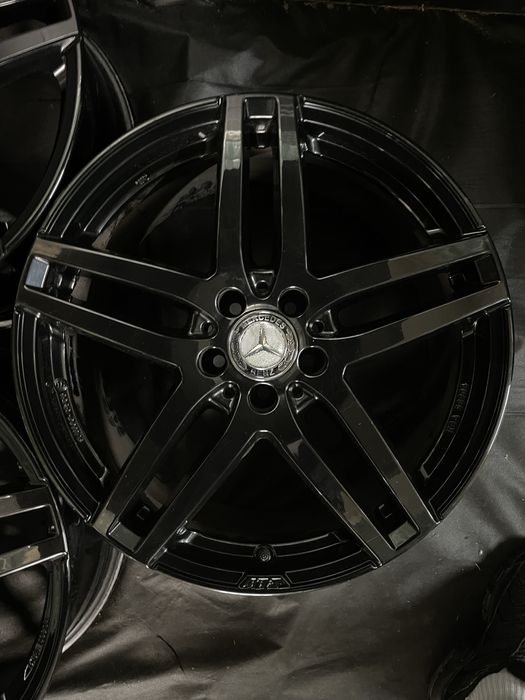 Диски R19 5x112 Et35 8.5J. Mercedes W223 W222 W221 W213W212 W211 W166