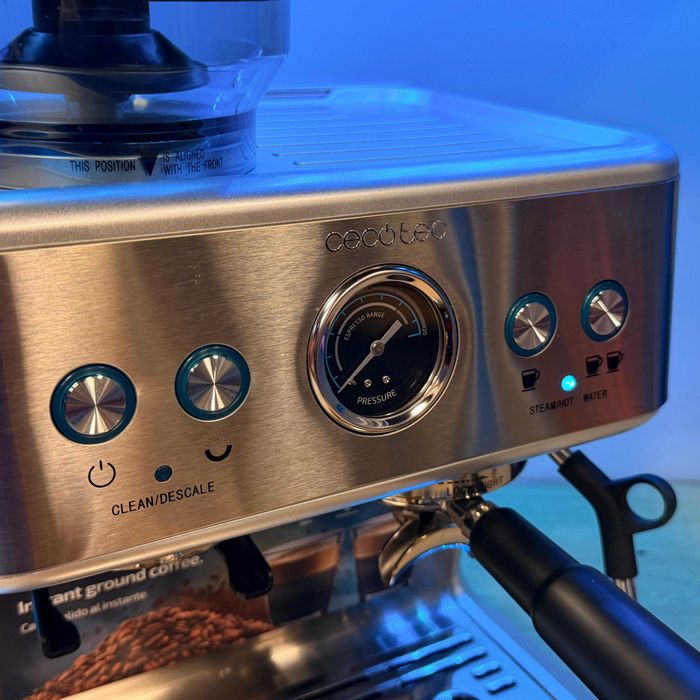 Cecotec Ekspres do kawy Espresso 20 Barista Maestro 2250 W, 20 barów