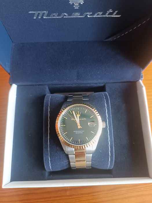 Relógio Maserati com caixa