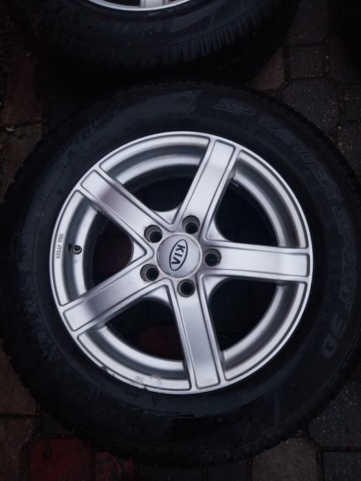 Całe Koła Zimowe Kia  Hyundai 16" 5x114.3  6.5J ET38 TPMS