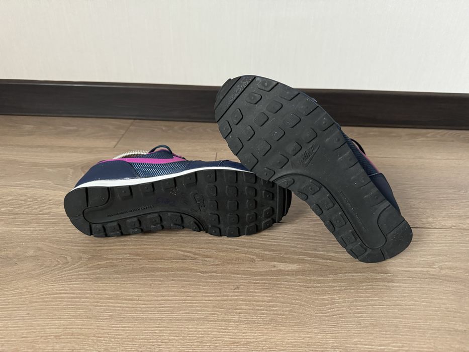 Кроссовки Nike 38 размер