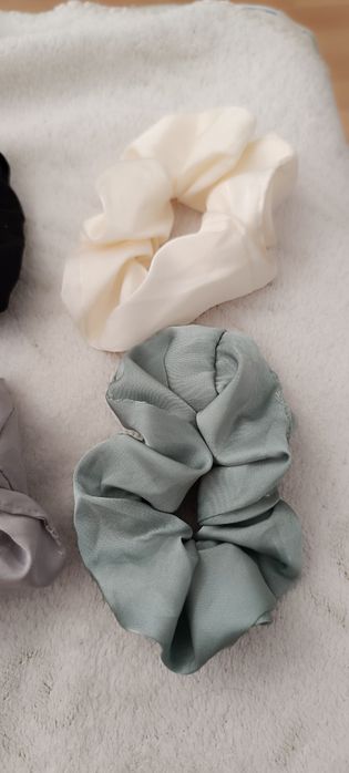 Conjunto de 4 Scrunchies de Chiffon Neon Vintage - Elásticos para Rabo
