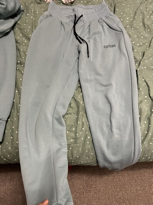 Продам костюм  размер Л