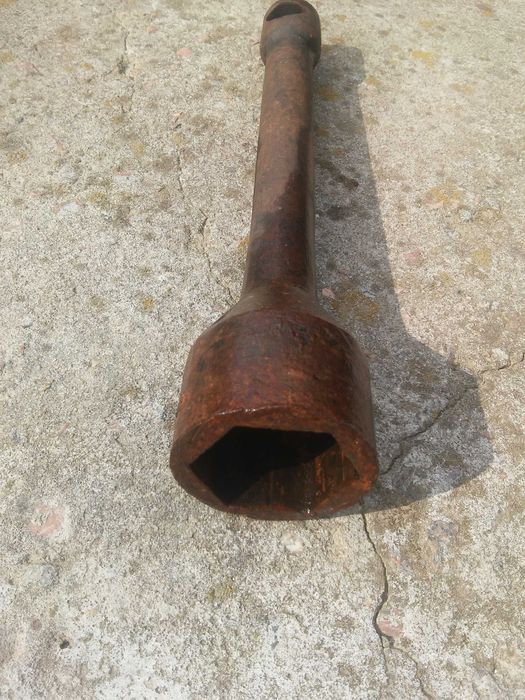 Ключ торцовый 48