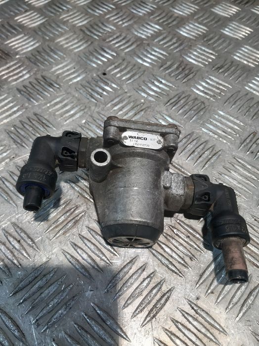 Regulator Cisnienia Wabco 4750150720 Volvo Fh12