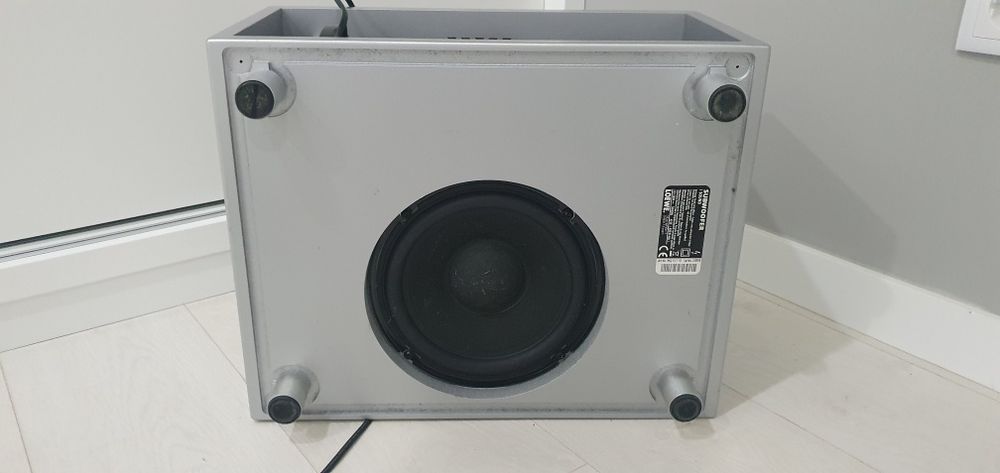 Subwoofer/Amplificador  LOEWE para venda