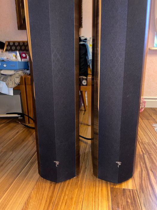 Focal chorus 716v