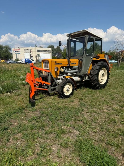 Ursus C 360 3 P plóg solarka
