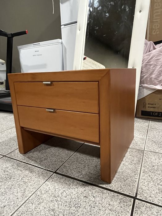 Mesinha de cabeceira