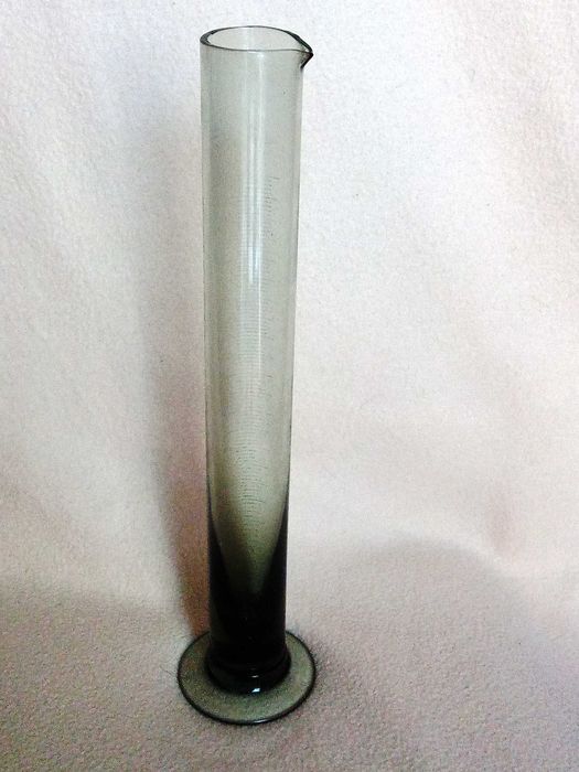 Cylinder miarowy - menzurka
