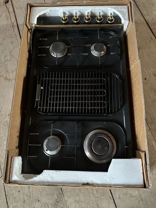 Варочна поверхня з грілем професійна