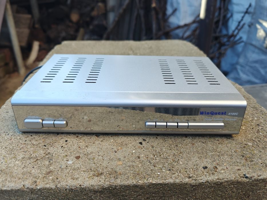 Спутниковый ресивер Winquest 4100C