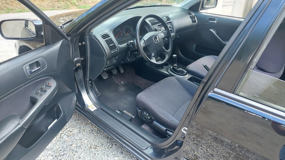 Honda civic ES4 1.4i sedan
